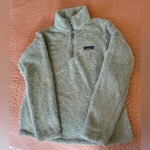 Patagonia women’s (medium) Los Gatos 1/4-zip fleece